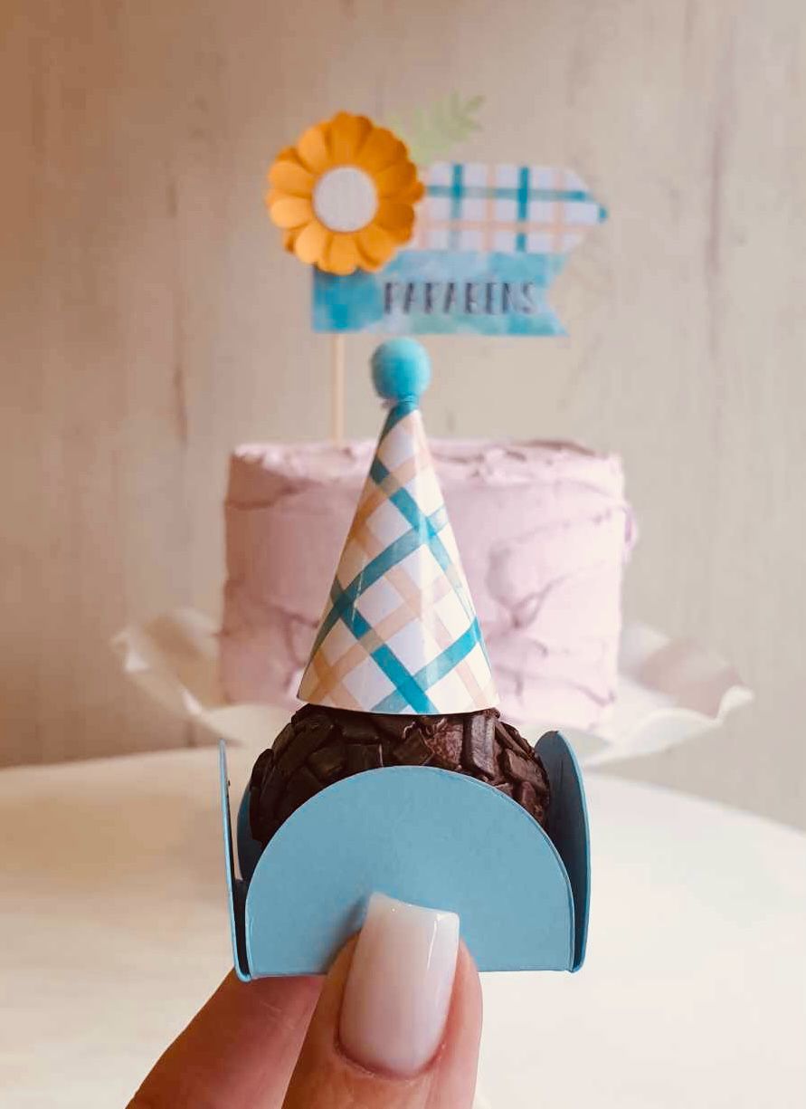 Bolo personalizado 19