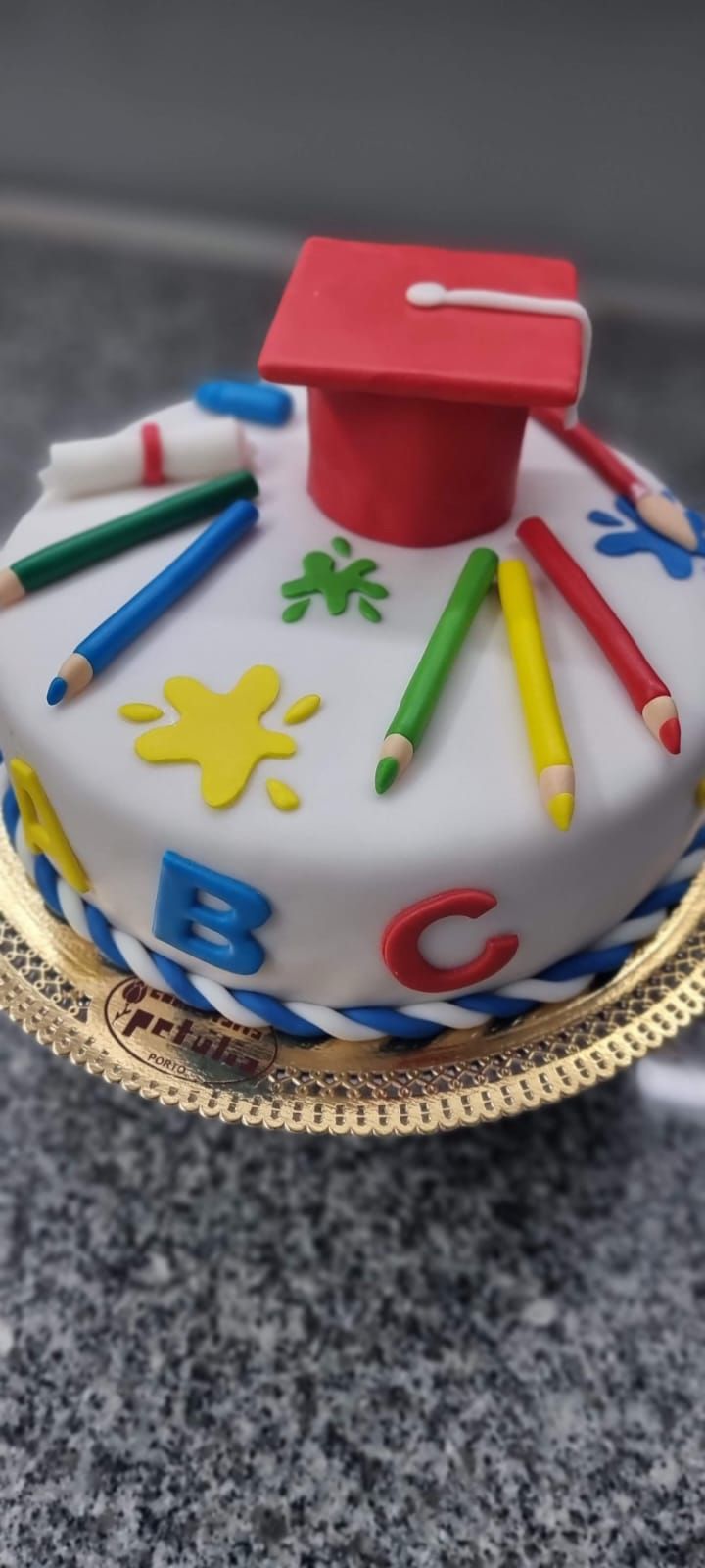 Bolo personalizado 33